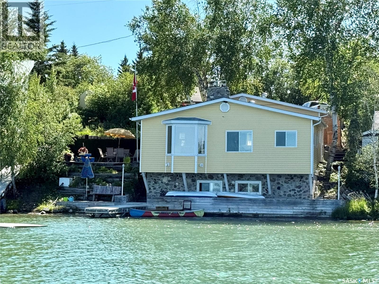 144 Lakeview DRIVE — photo 2
