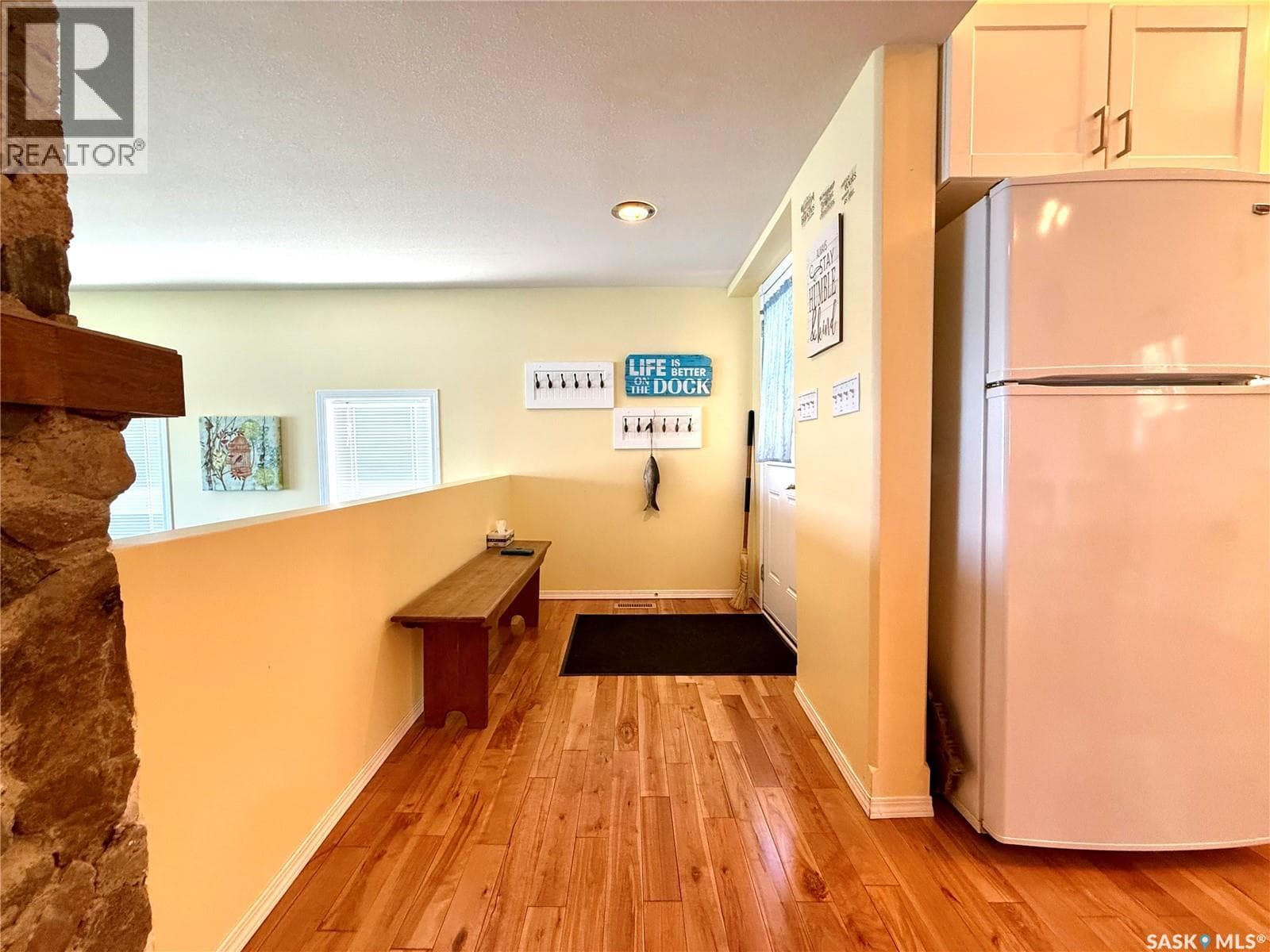 144 Lakeview DRIVE — photo 3