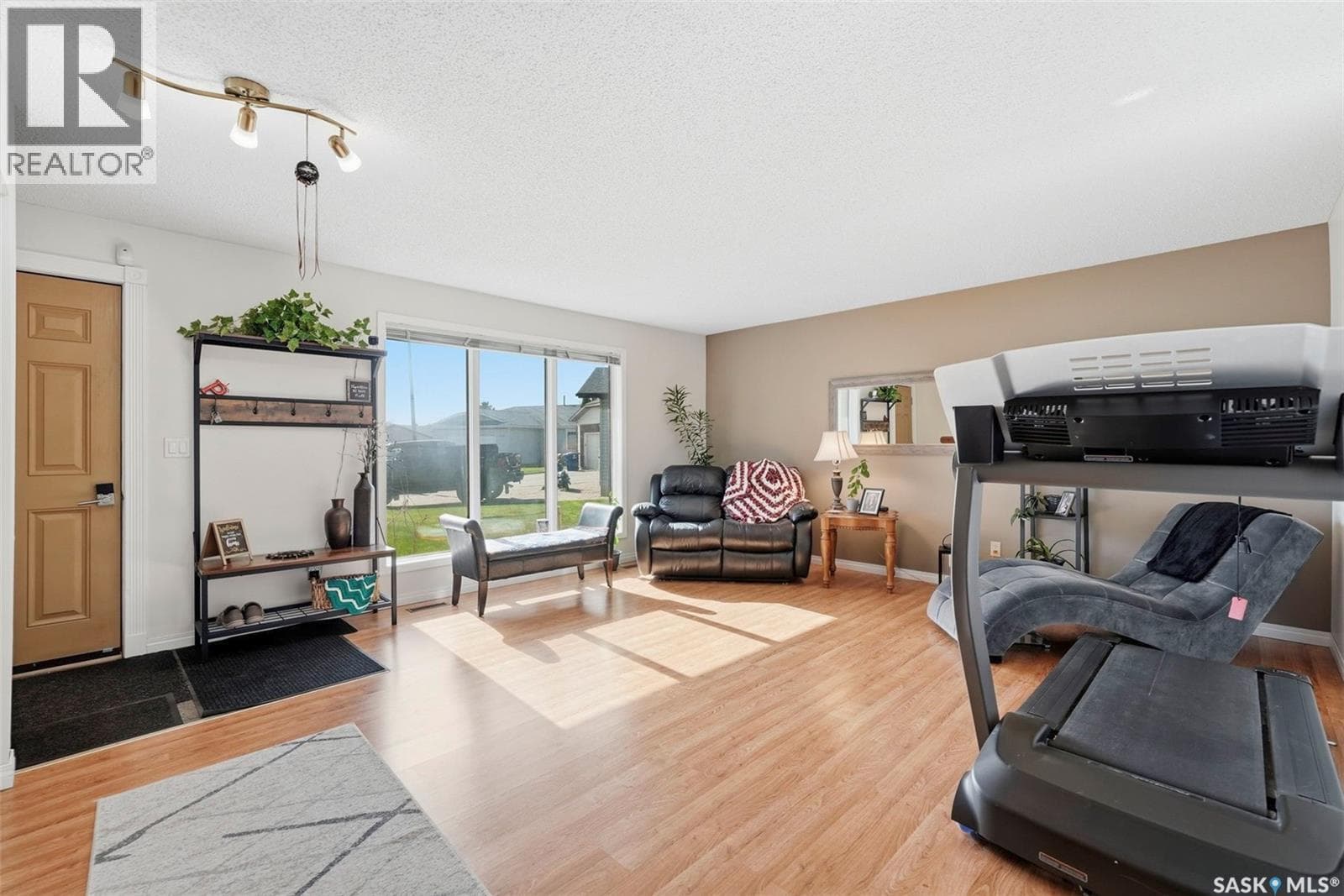 218 WARD COURT — photo 4