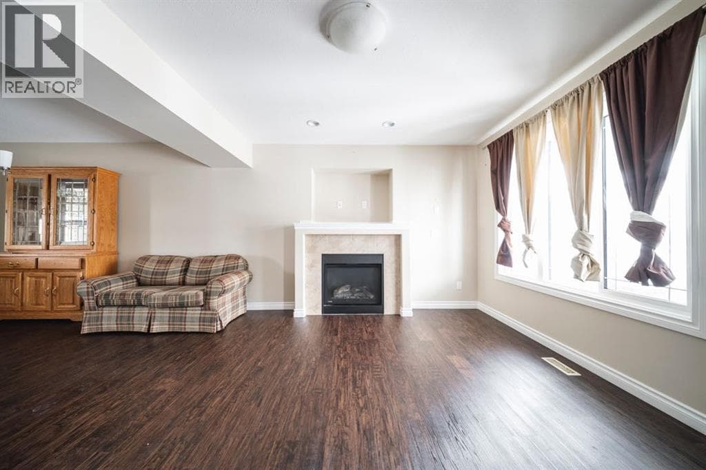 240 Comeau Crescent — photo 4