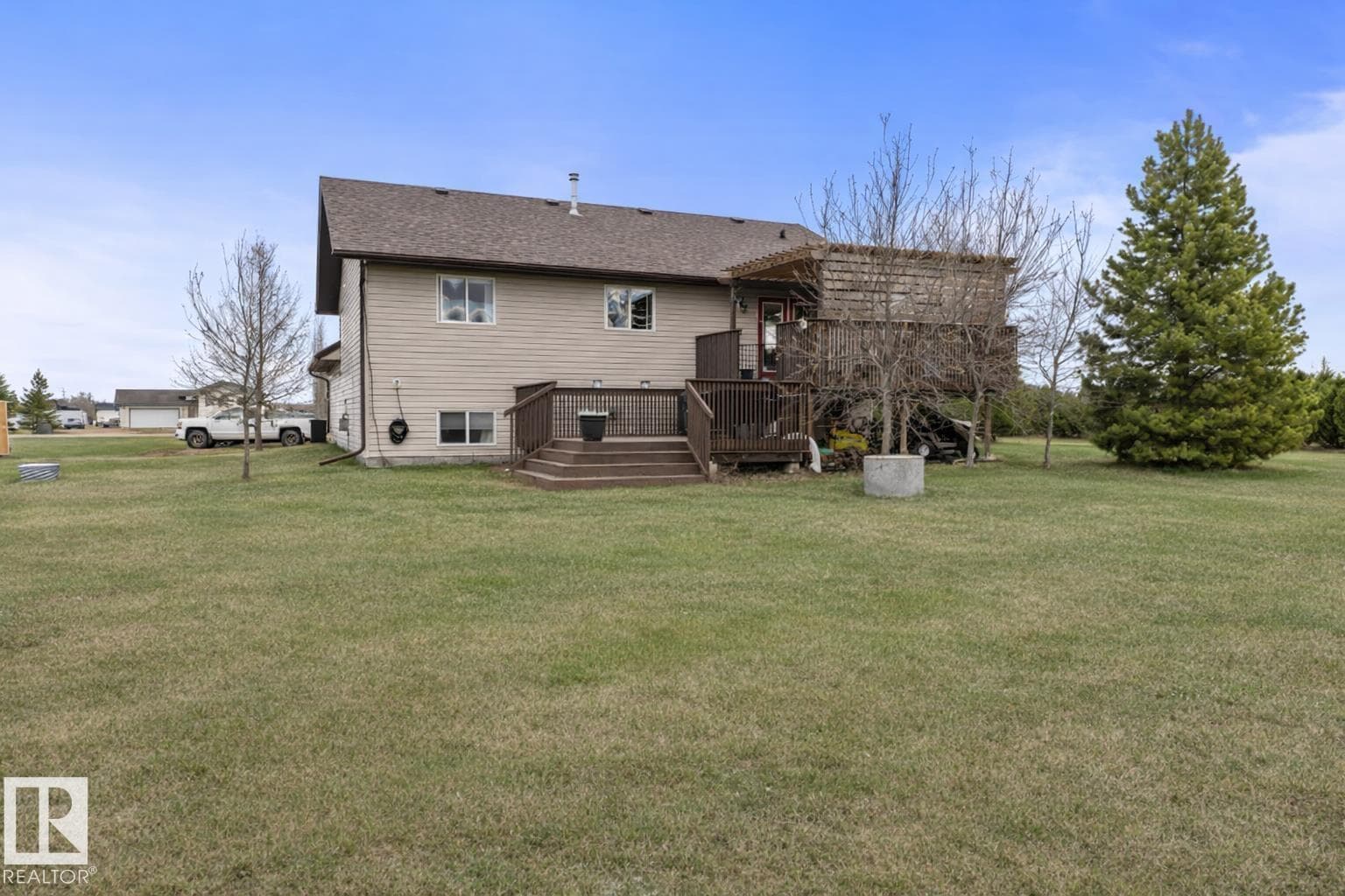 #10 42310 Twp Rd 632 — photo 4