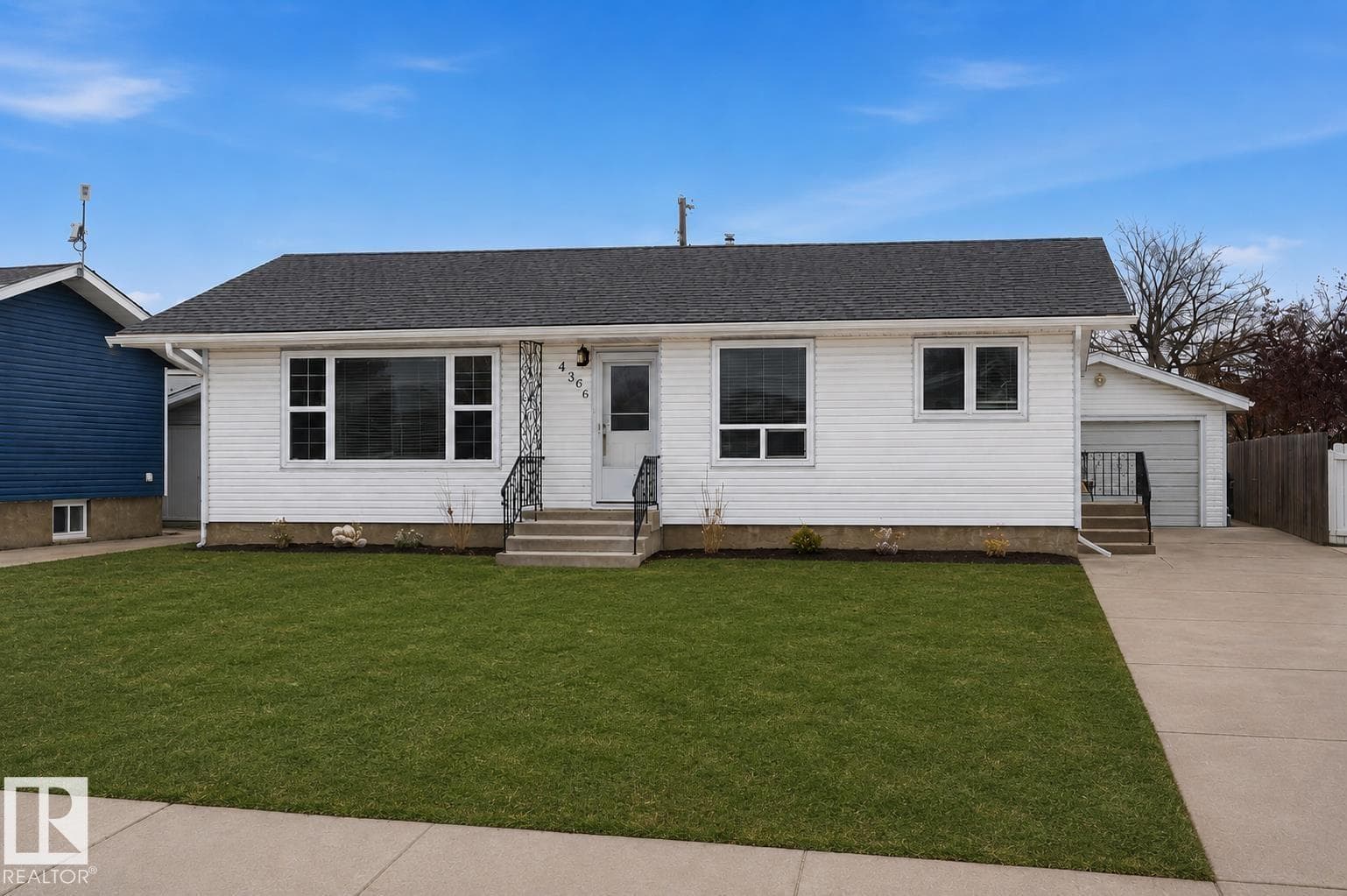 4326 49 Ave