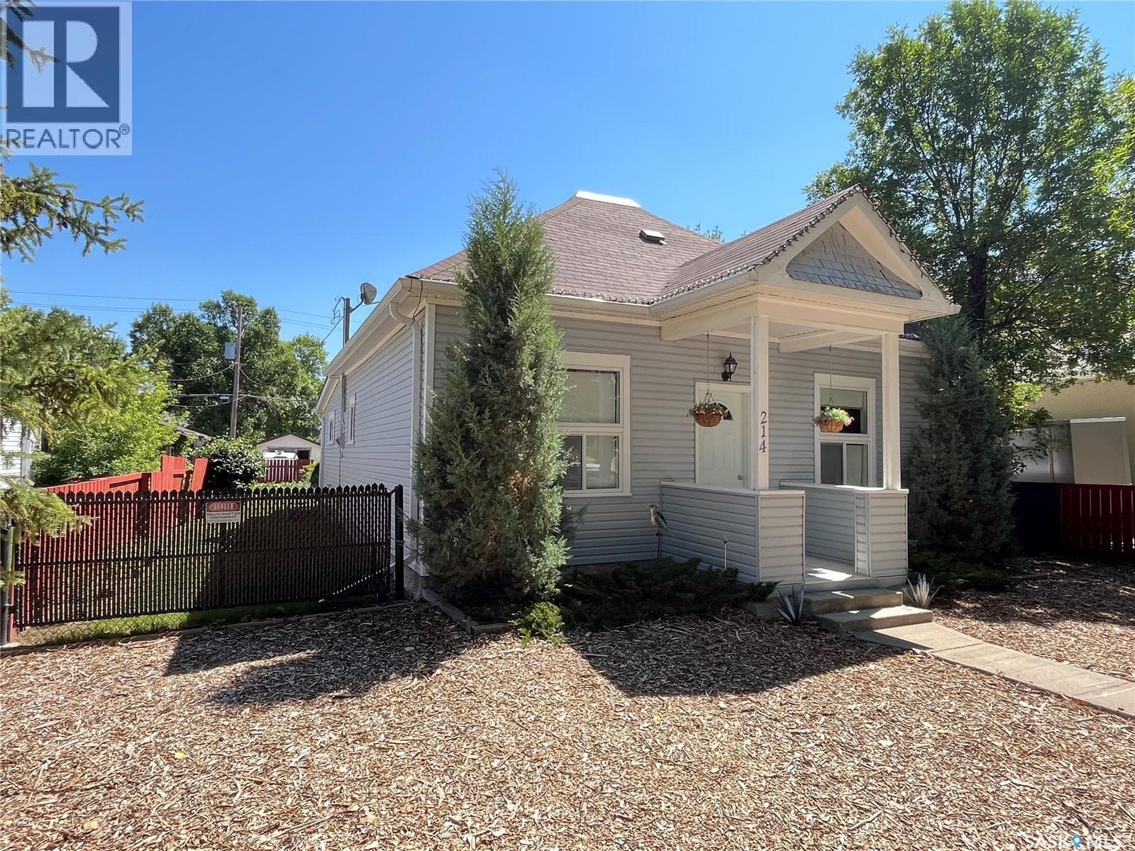 214 Marsh STREET — photo 3