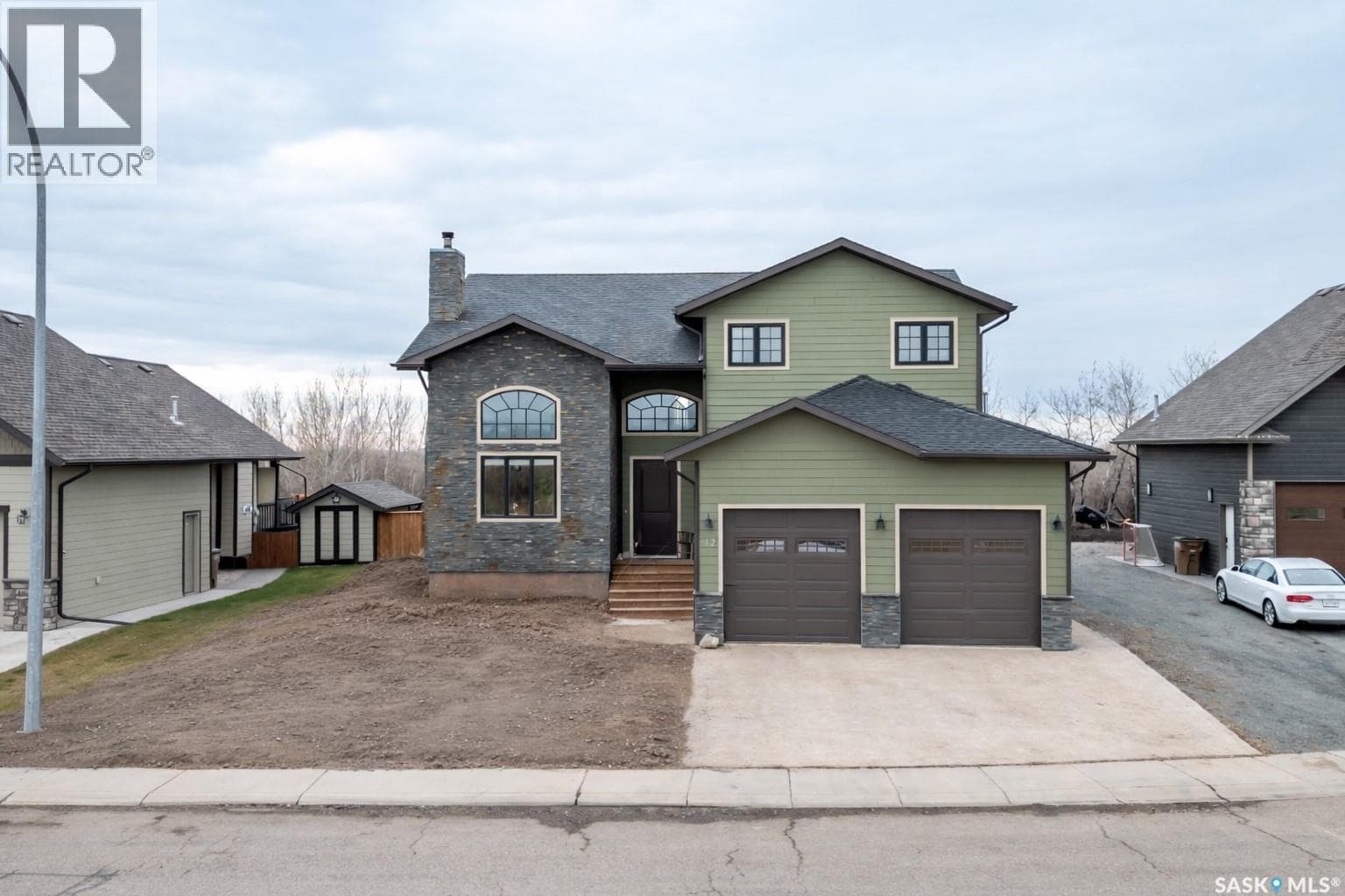 12 Vickar PLACE