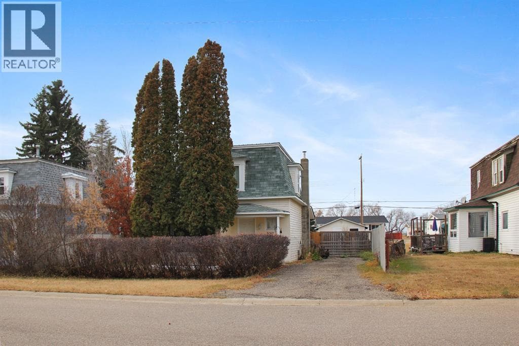 5017 49A Street — photo 2