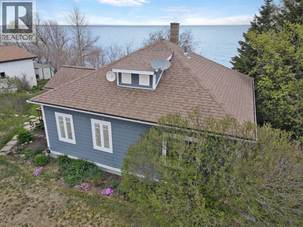 75 Peace River Avenue — photo 3