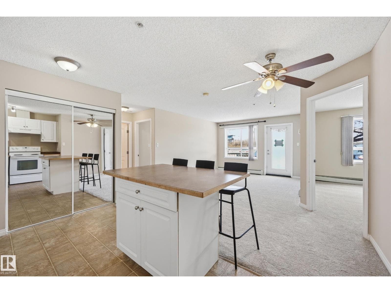 #105 5350 199 ST NW