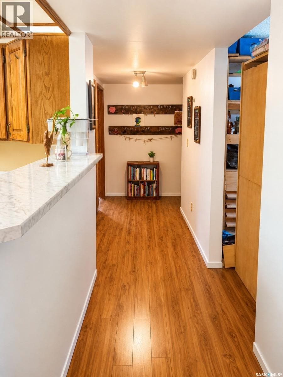102 419 Main STREET — photo 2