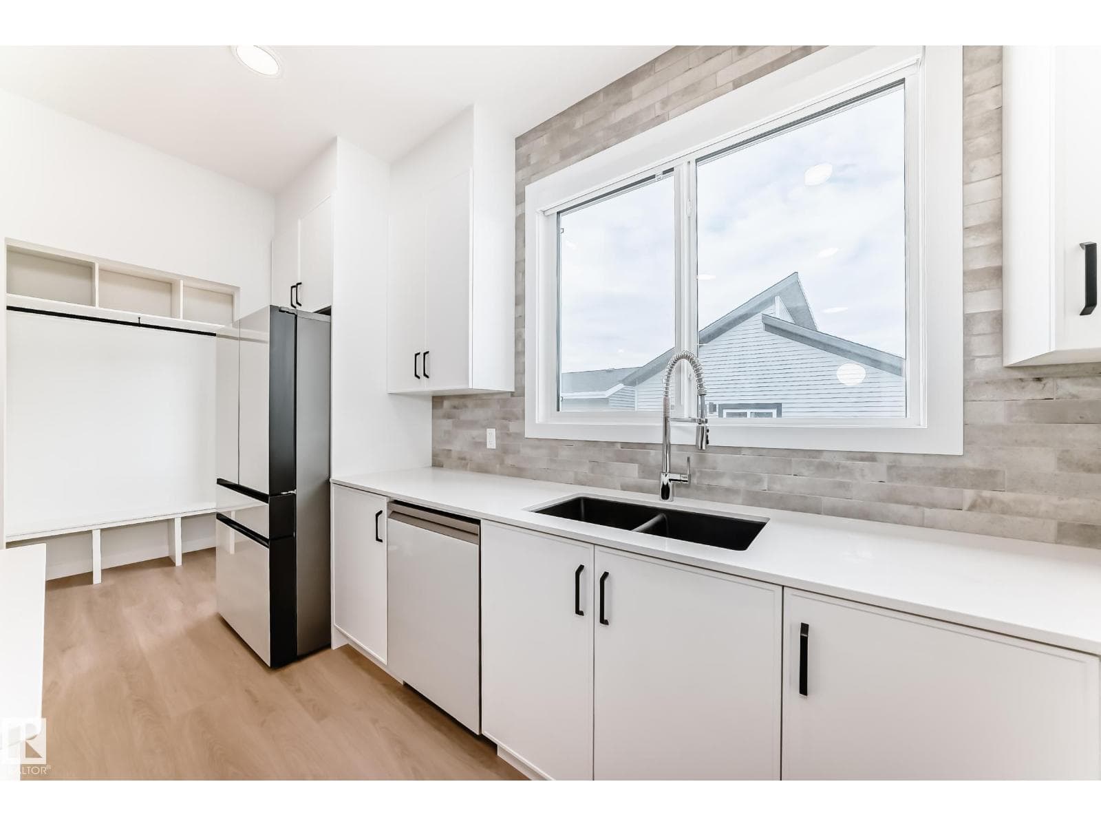 2332 159 ST SW — photo 5