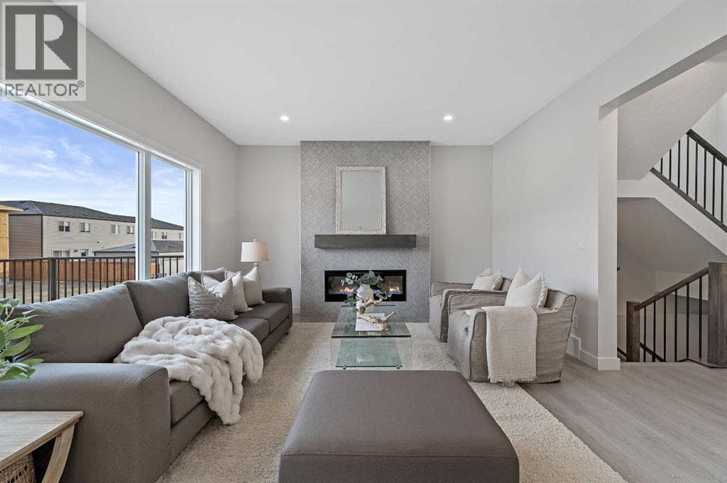 470 Baywater Green — photo 3