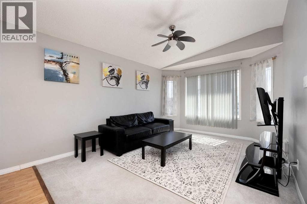 216 Rainbow Creek Drive — photo 4