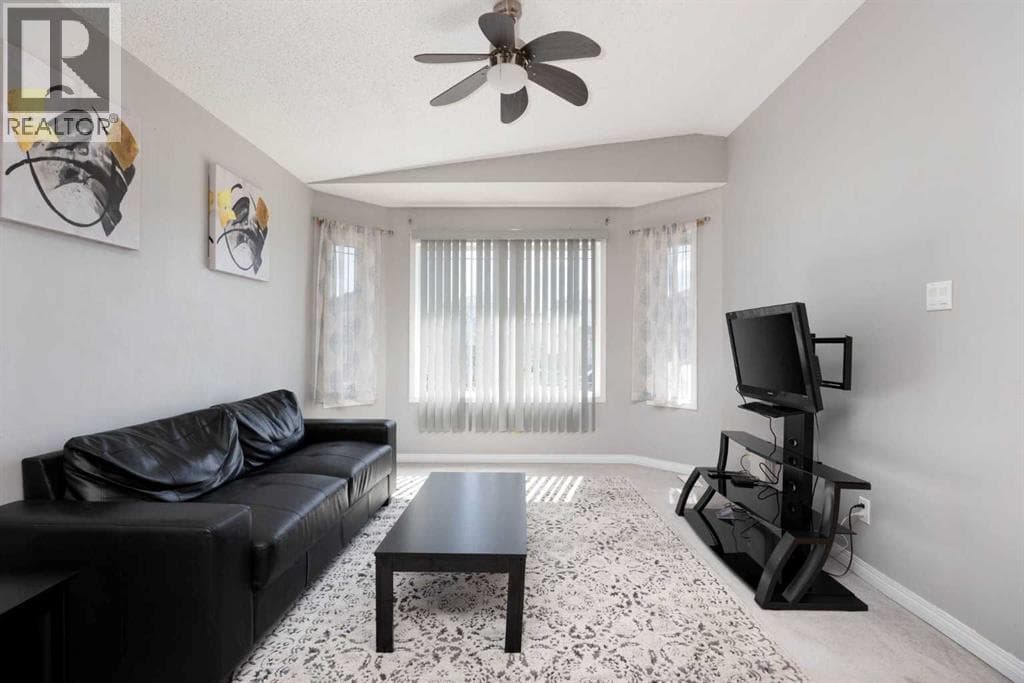 216 Rainbow Creek Drive — photo 5