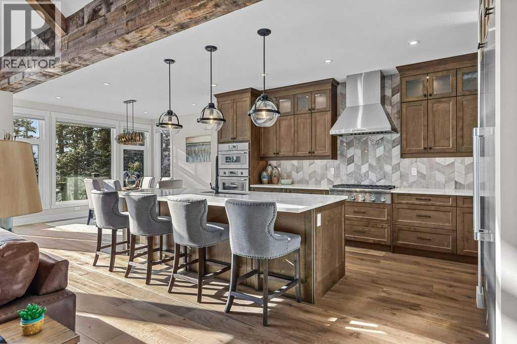 137 Silvertip Ridge — photo 4