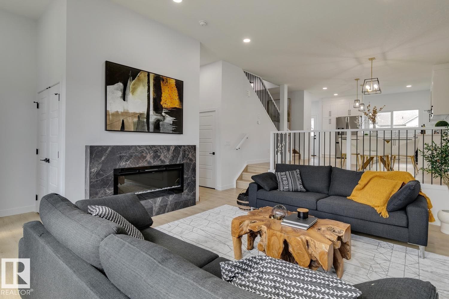 10213 92A AV NW — photo 5