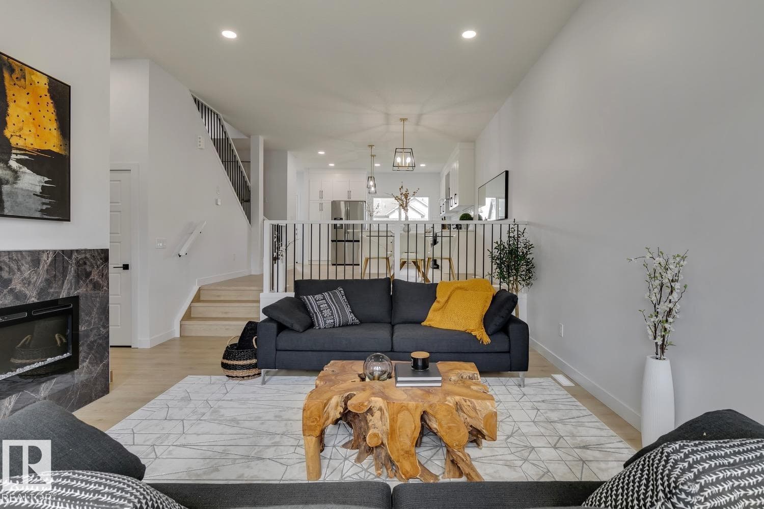 10213 92A AV NW — photo 4