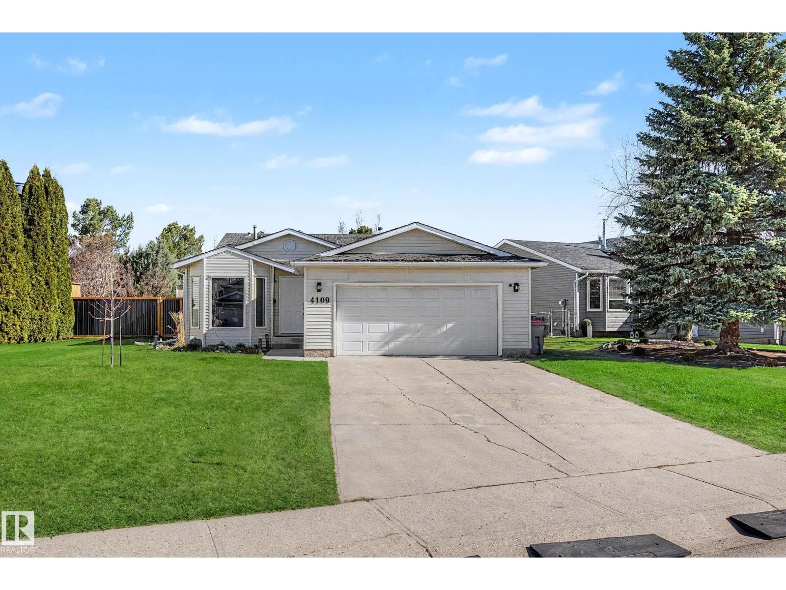 4109 44 AV — photo 2