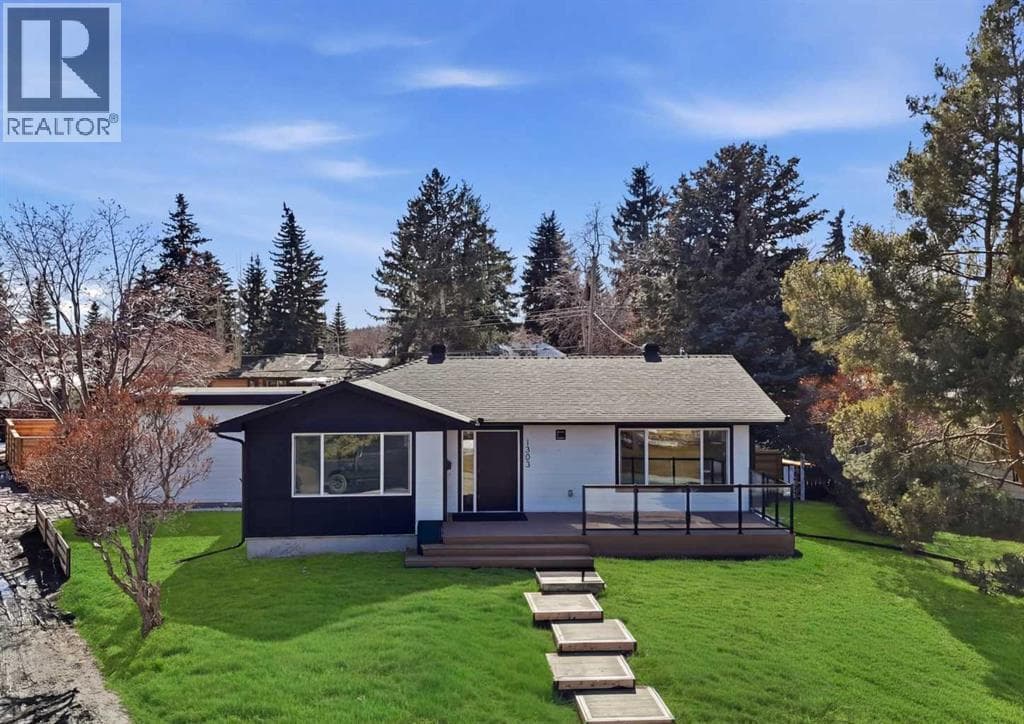 1303 87 Avenue SW — photo 2