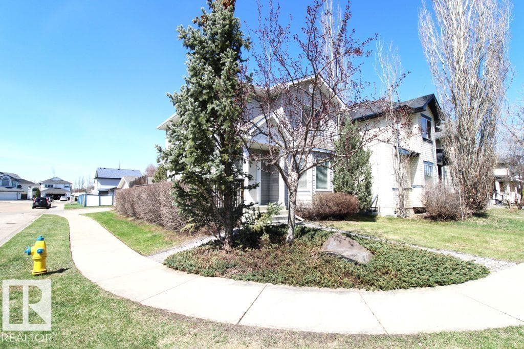 744 88 ST SW — photo 3