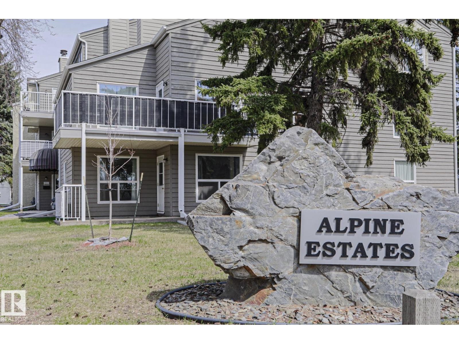 #101 60 ALPINE PL — photo 2