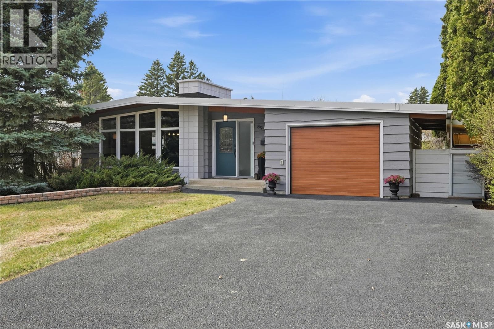 89 Phillips CRESCENT — photo 2