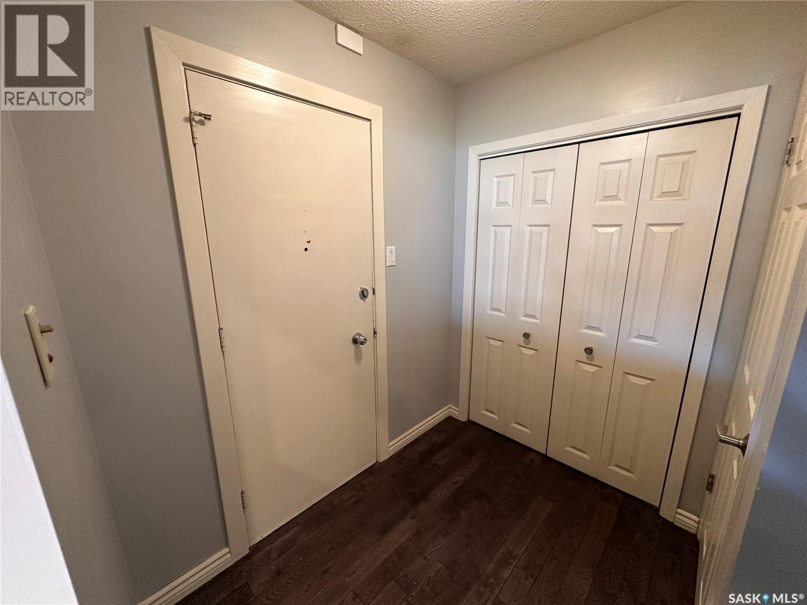 26 42 Spence STREET — photo 5
