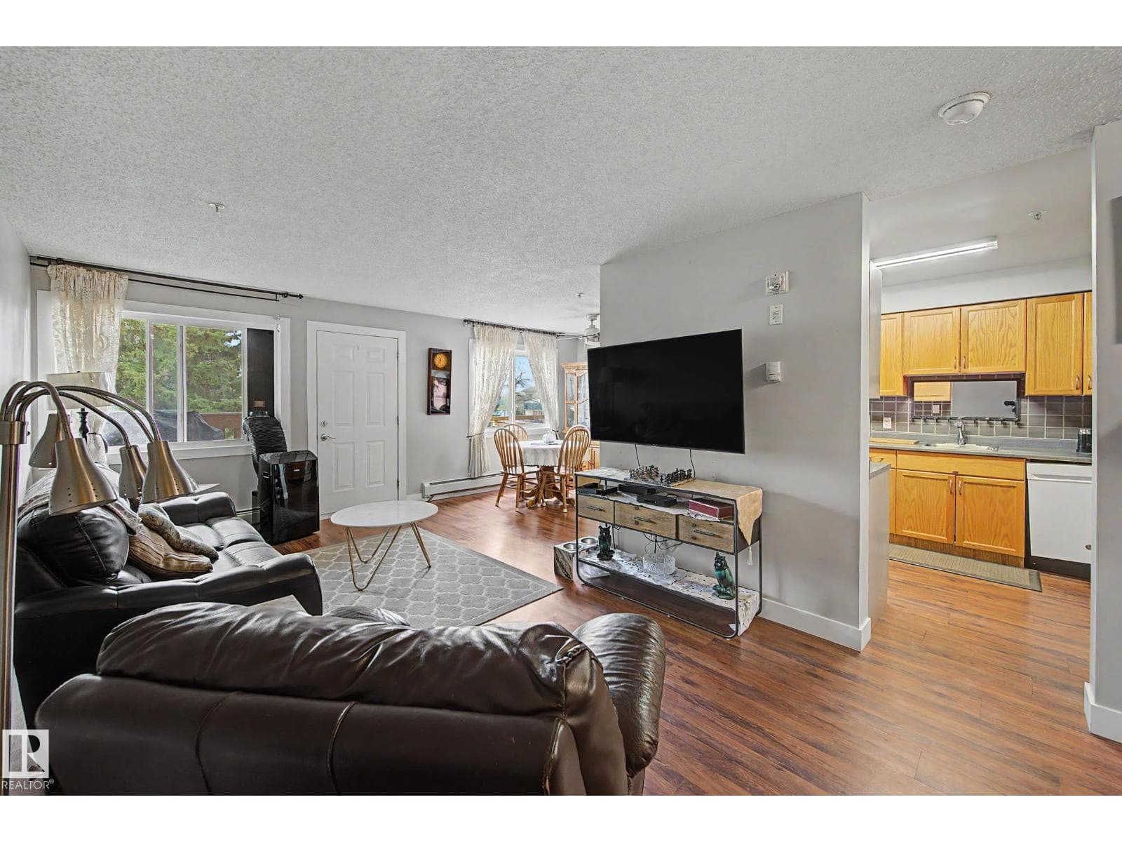 #103 105 MCKENNEY AV — photo 5