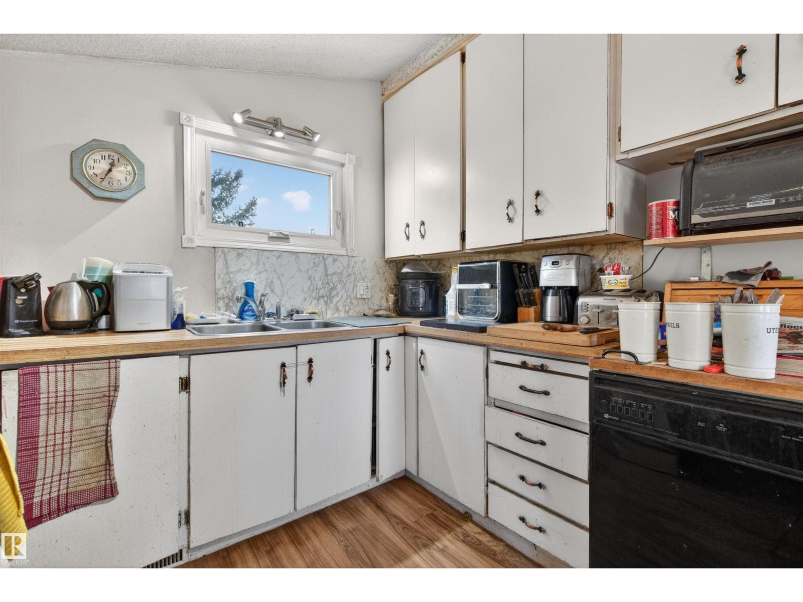 5 O'BRIEN DR — photo 3