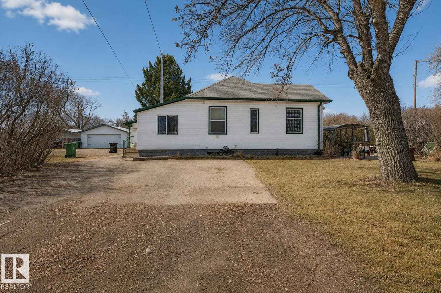 5 O'BRIEN DR