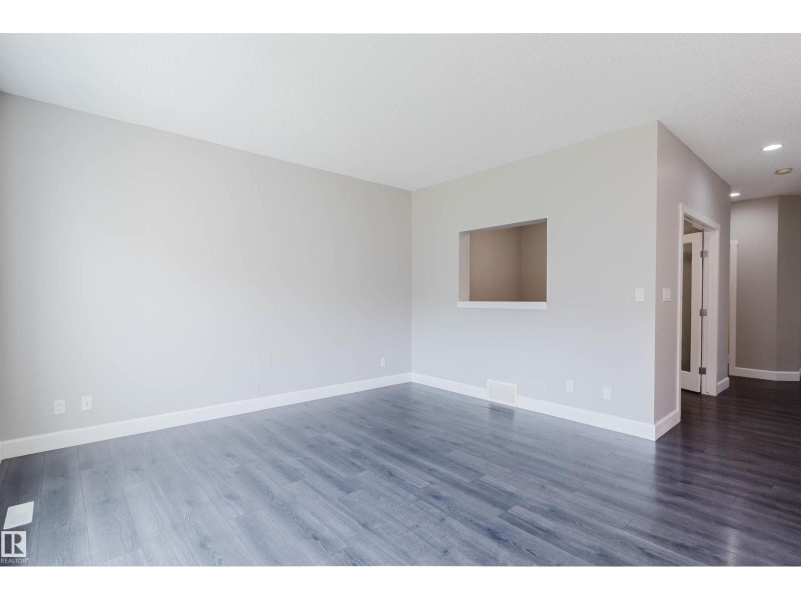 2839 KOSHAL CR SW — photo 2