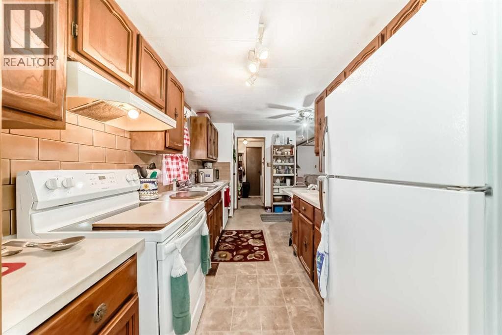 99, 99 Arbour Lake Road NW — photo 5