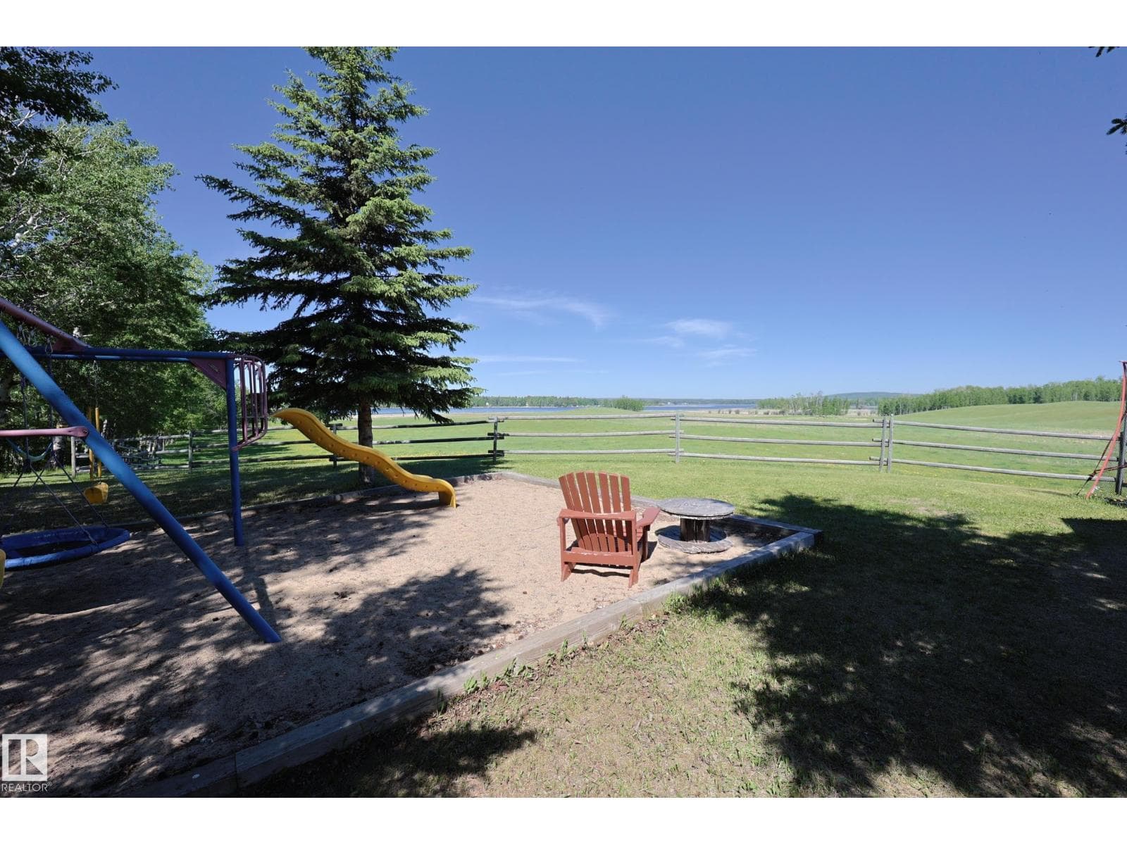 240002 TWP RD 674 — photo 5