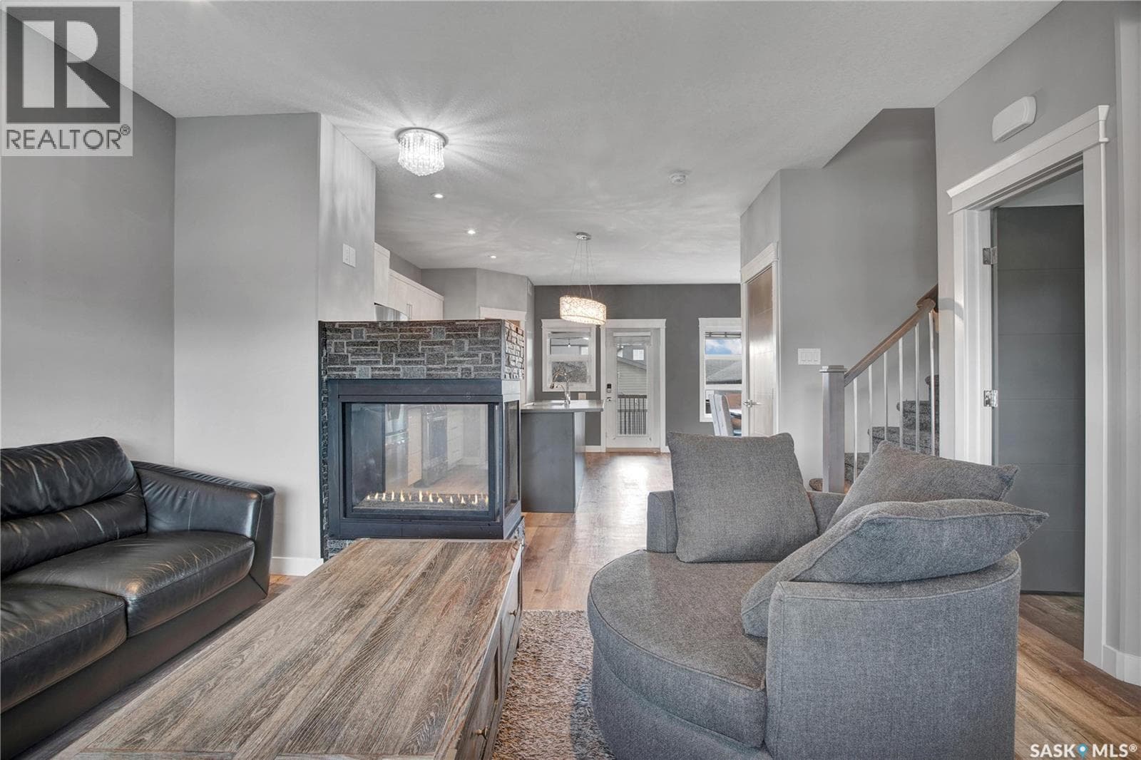 923 Kloppenburg CRESCENT — photo 5