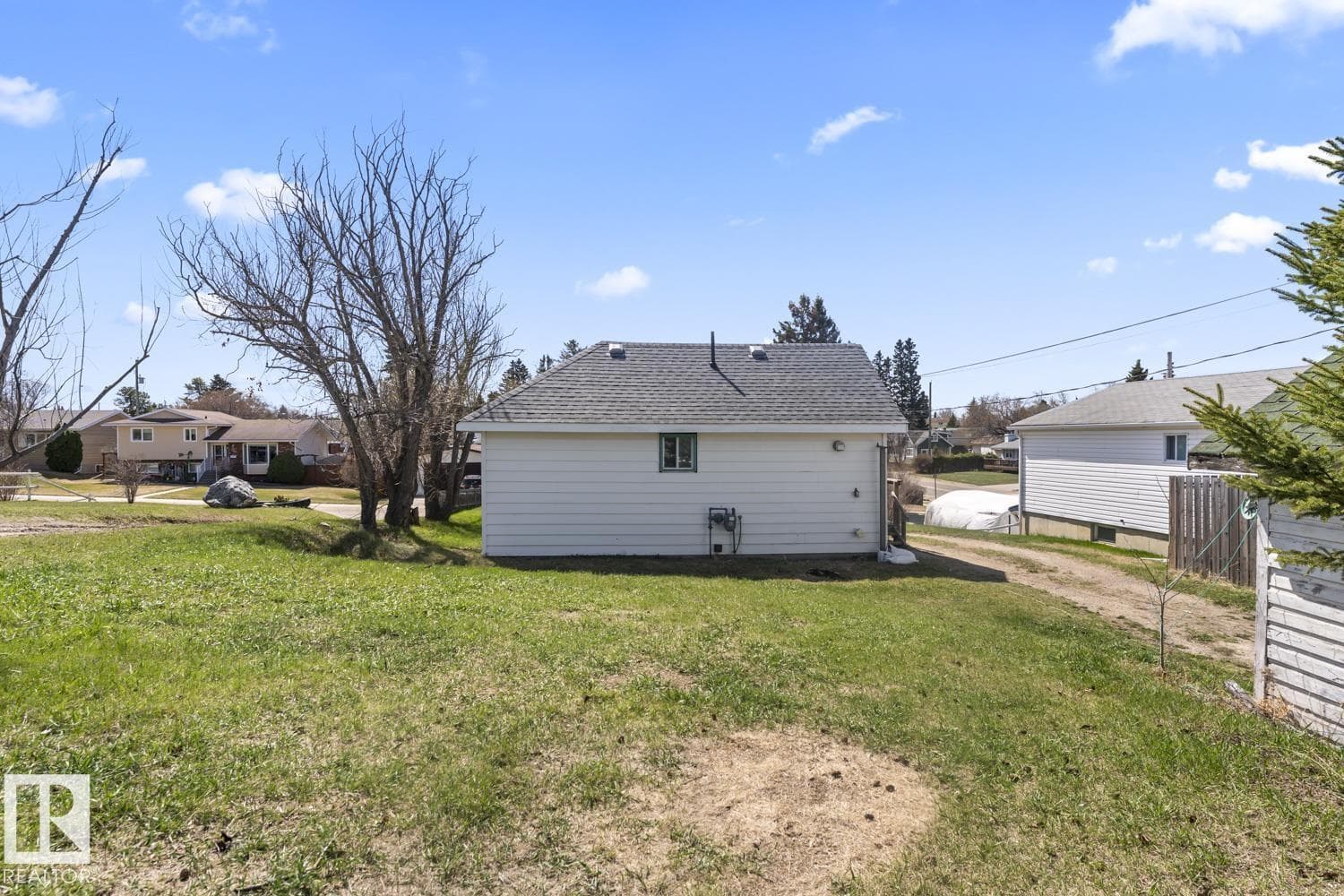 818 11 AV — photo 2