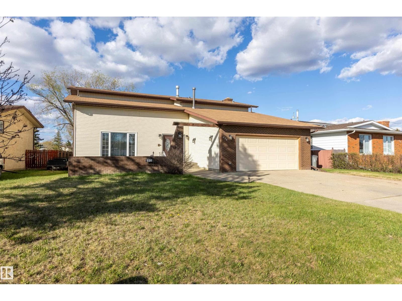 230 GRANDIN DR — photo 2
