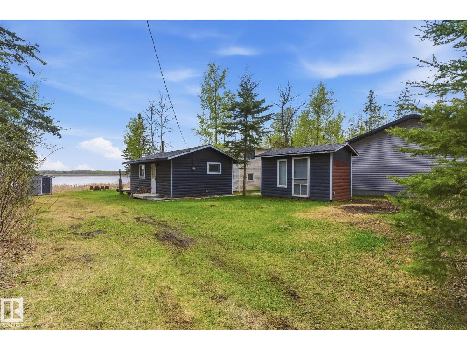 299 Lakeshore Drive