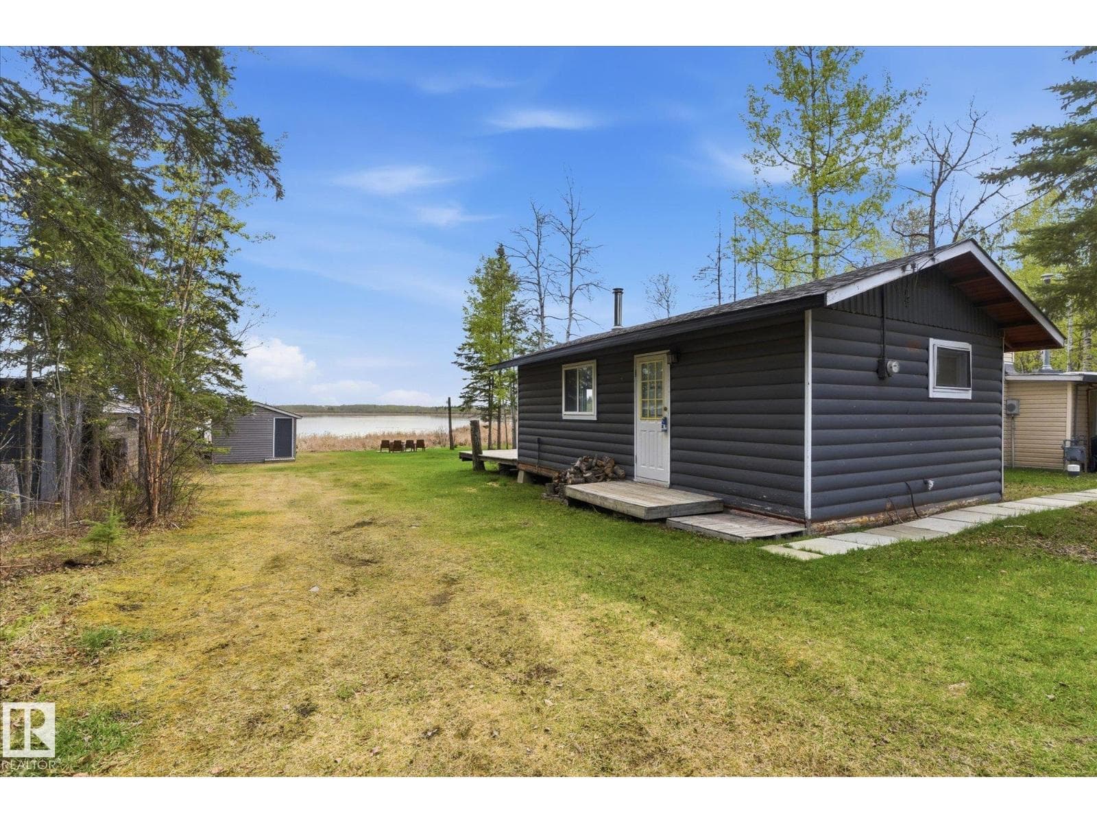 299 Lakeshore Drive — photo 5