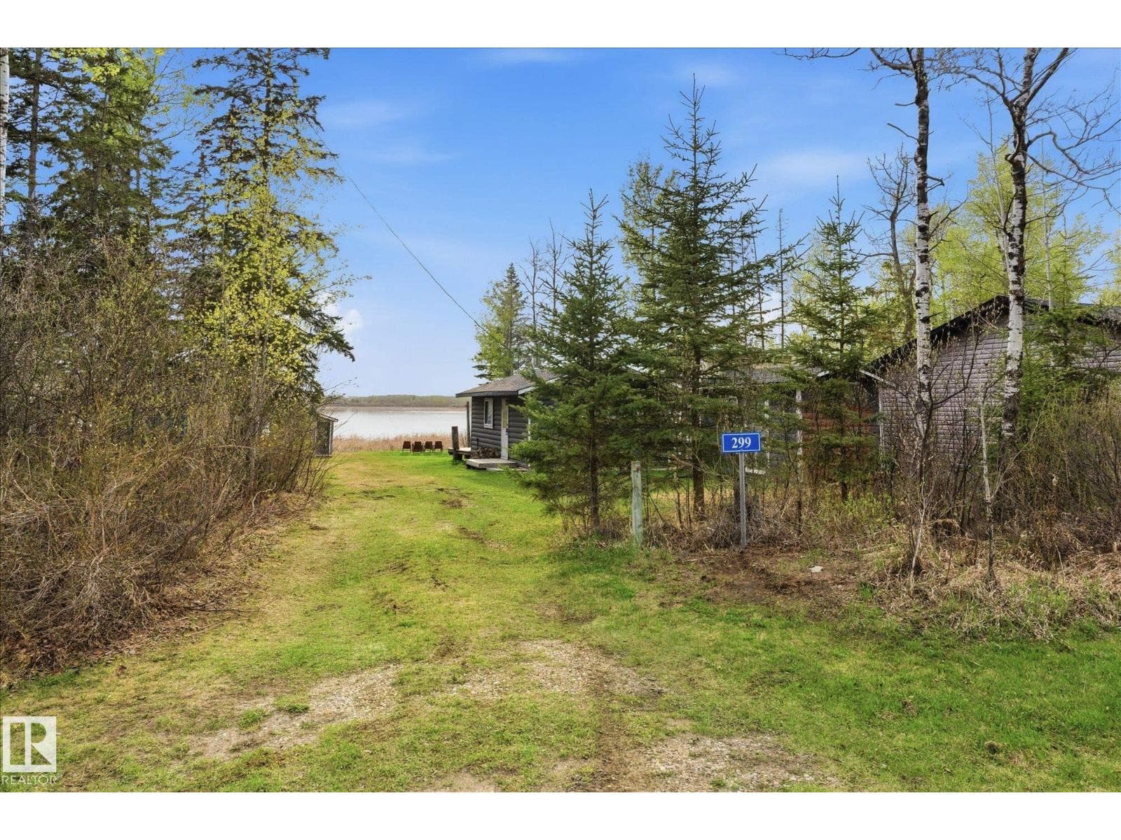 299 Lakeshore Drive — photo 3