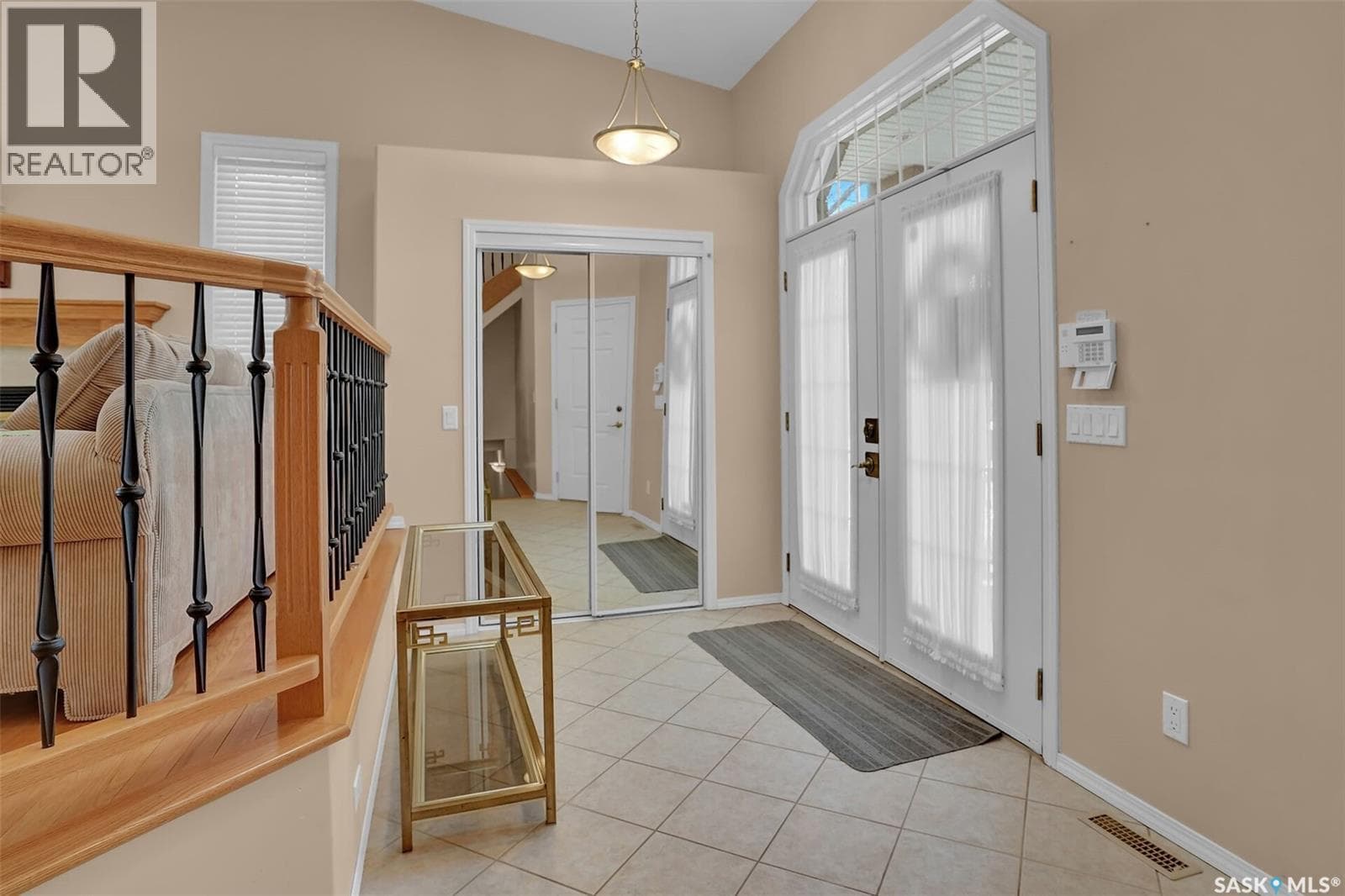 1684 Fenwick CRESCENT N — photo 4