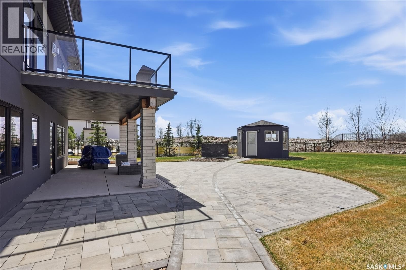 104 Greenbryre LANE — photo 4