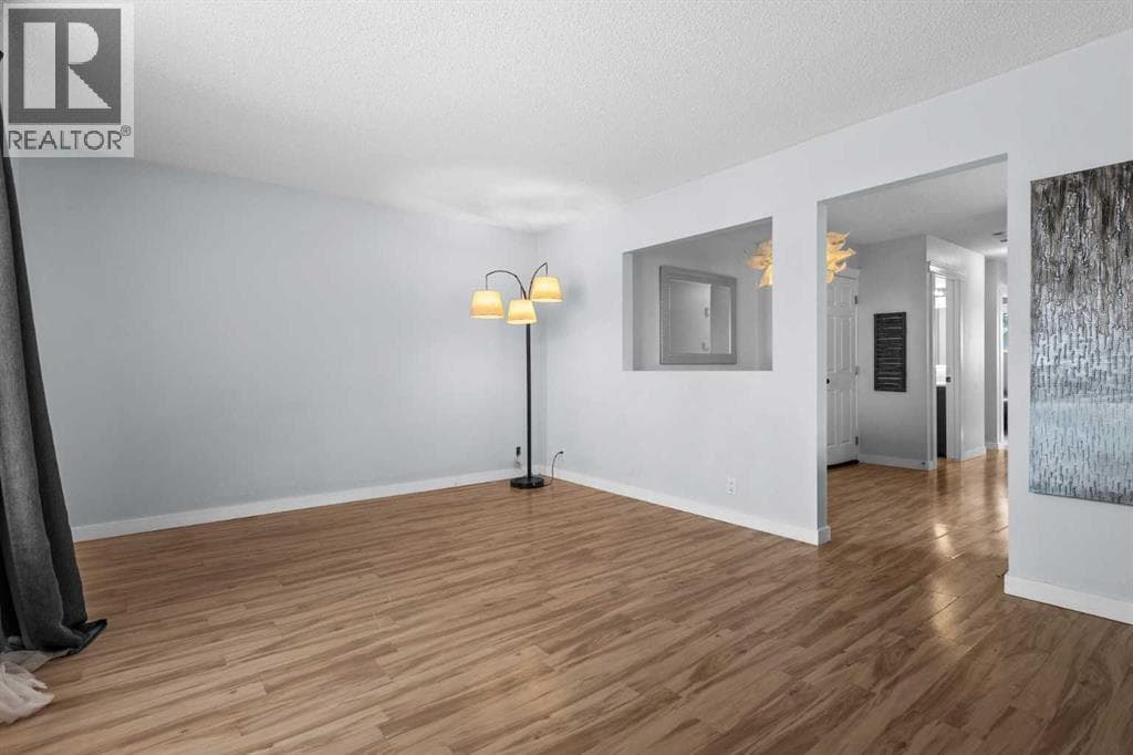 8510 Centre Street NE — photo 5
