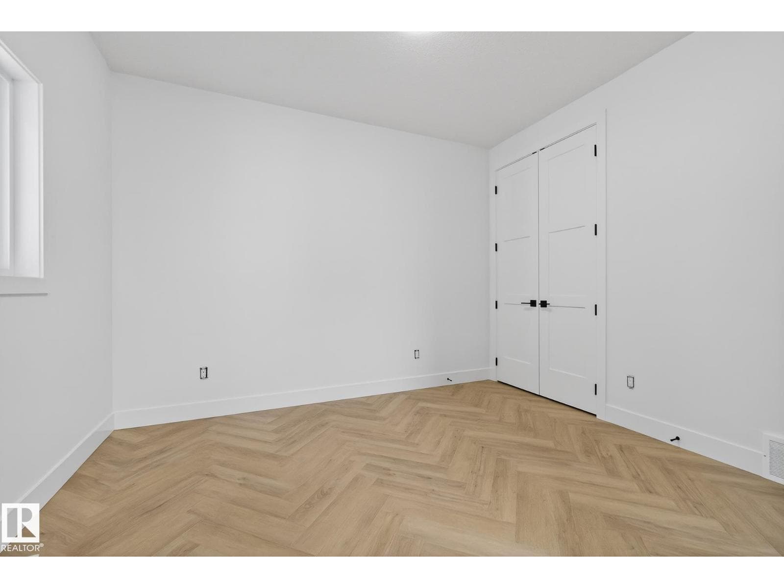 753 Astoria WY — photo 4