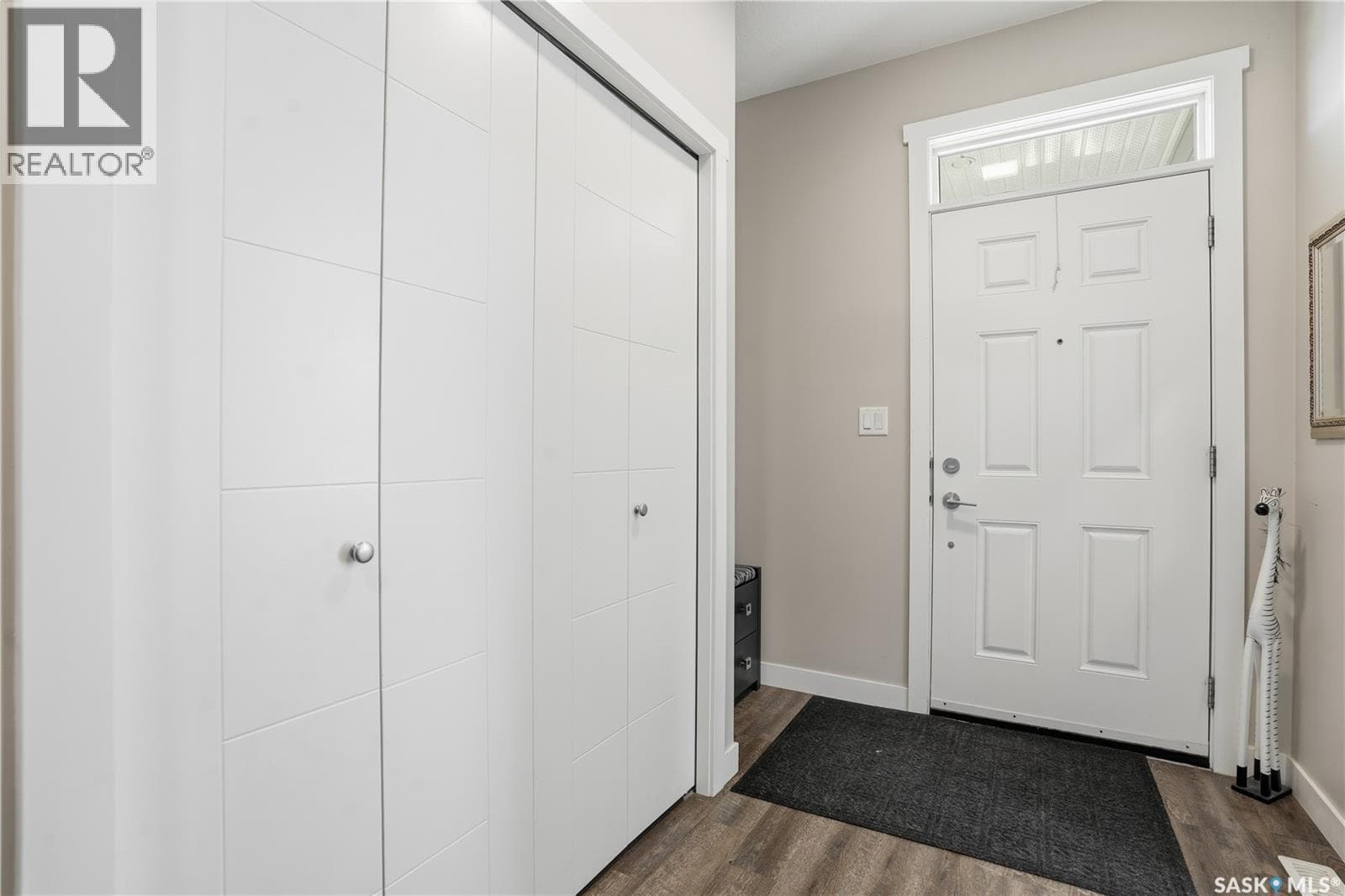 4202 Green Olive WAY E — photo 5