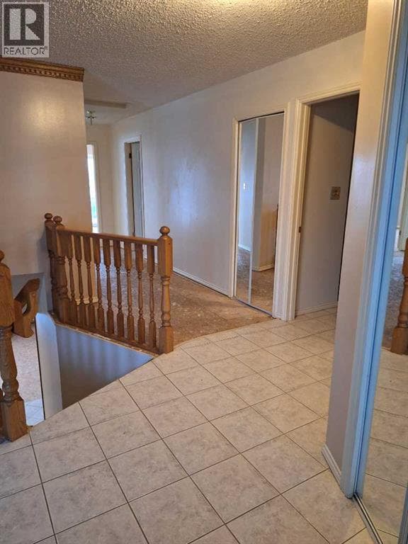 79 Lakeview Crescent — photo 3
