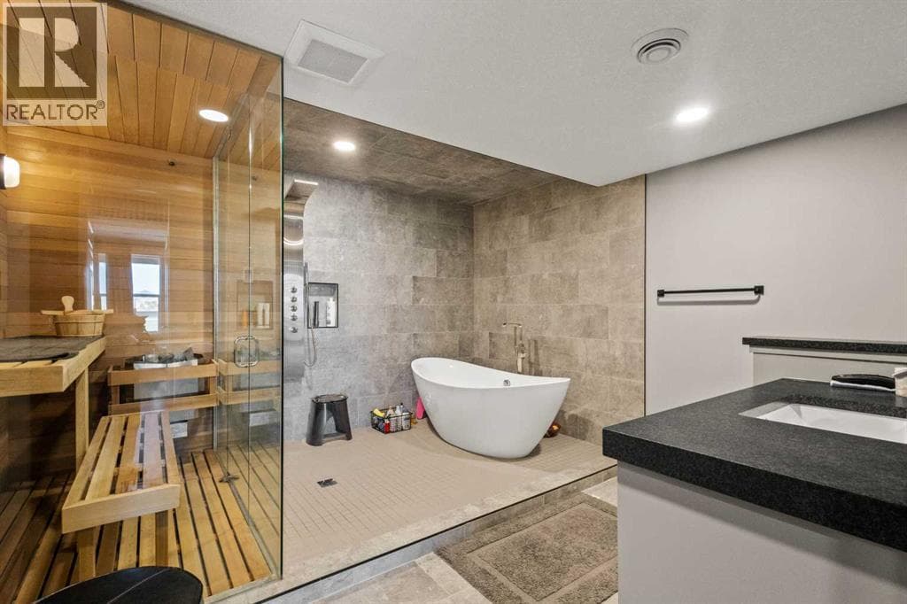 52 Evansfield Manor NW — photo 4