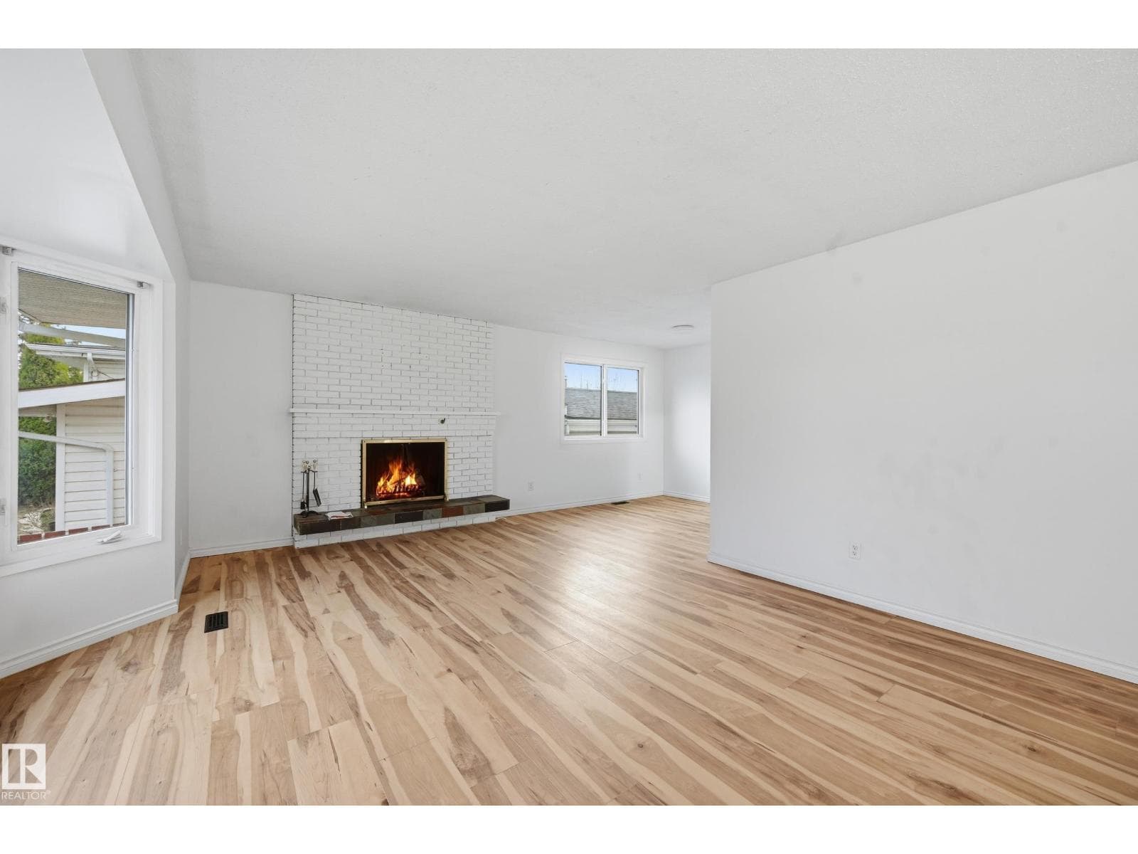 13903 87 ST NW — photo 4