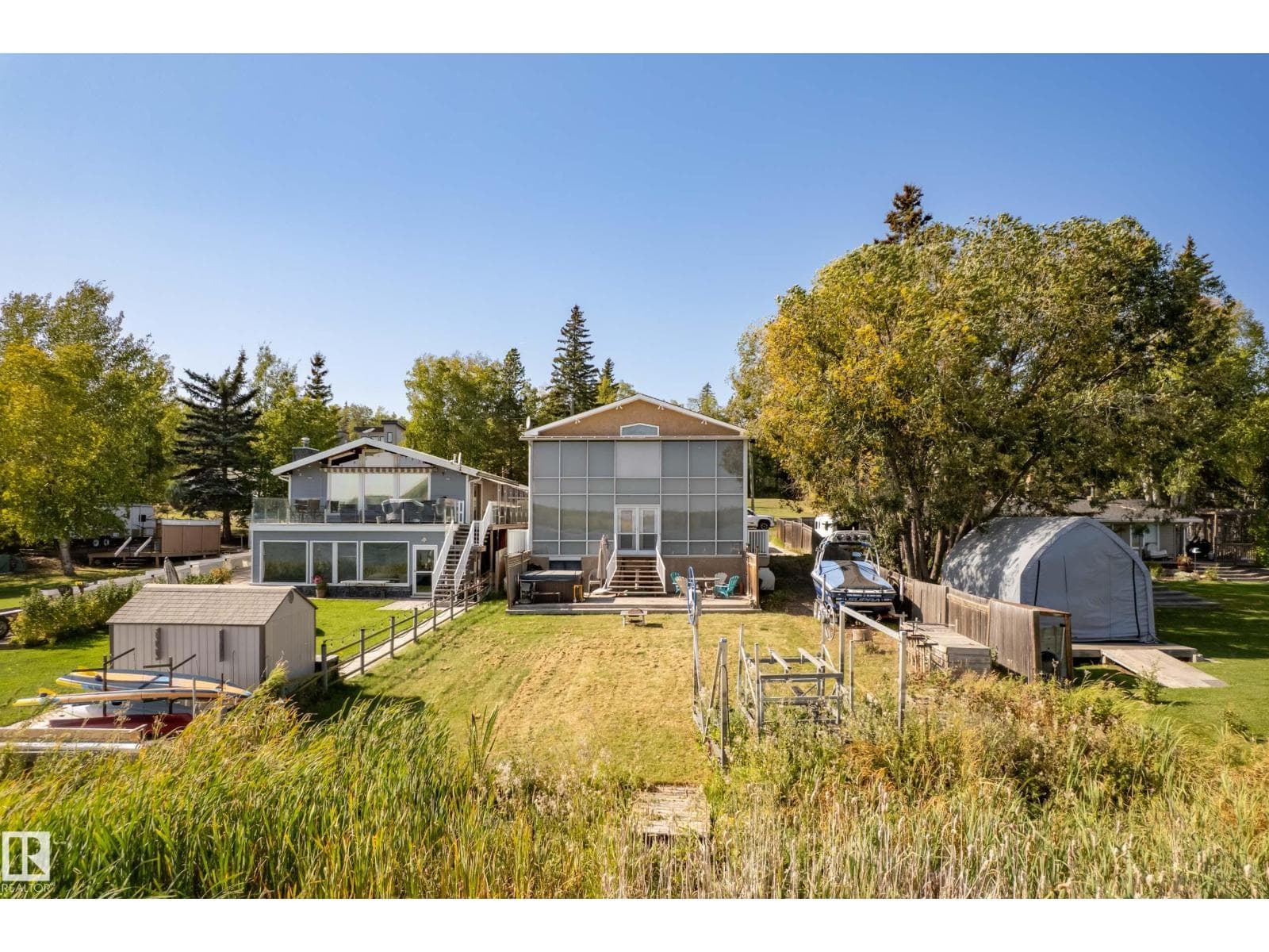 104 BAYVIEW DR