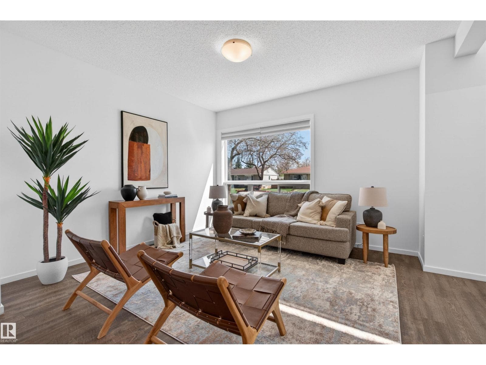 11904 45 ST NW — photo 3