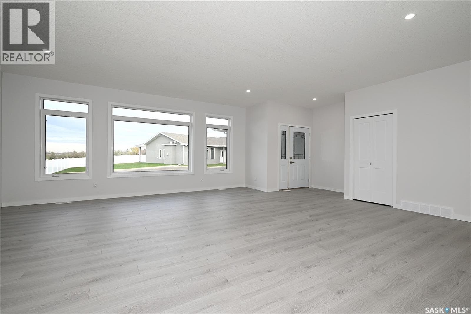 9 2330 Morsky DRIVE — photo 4