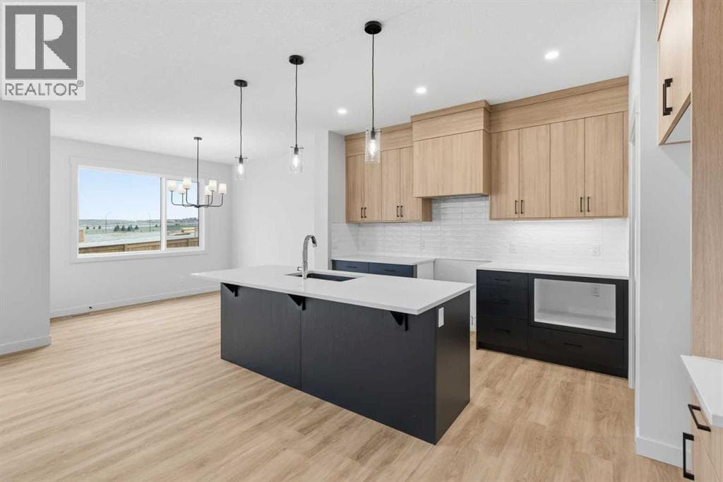 190 Annette Landing NW — photo 3