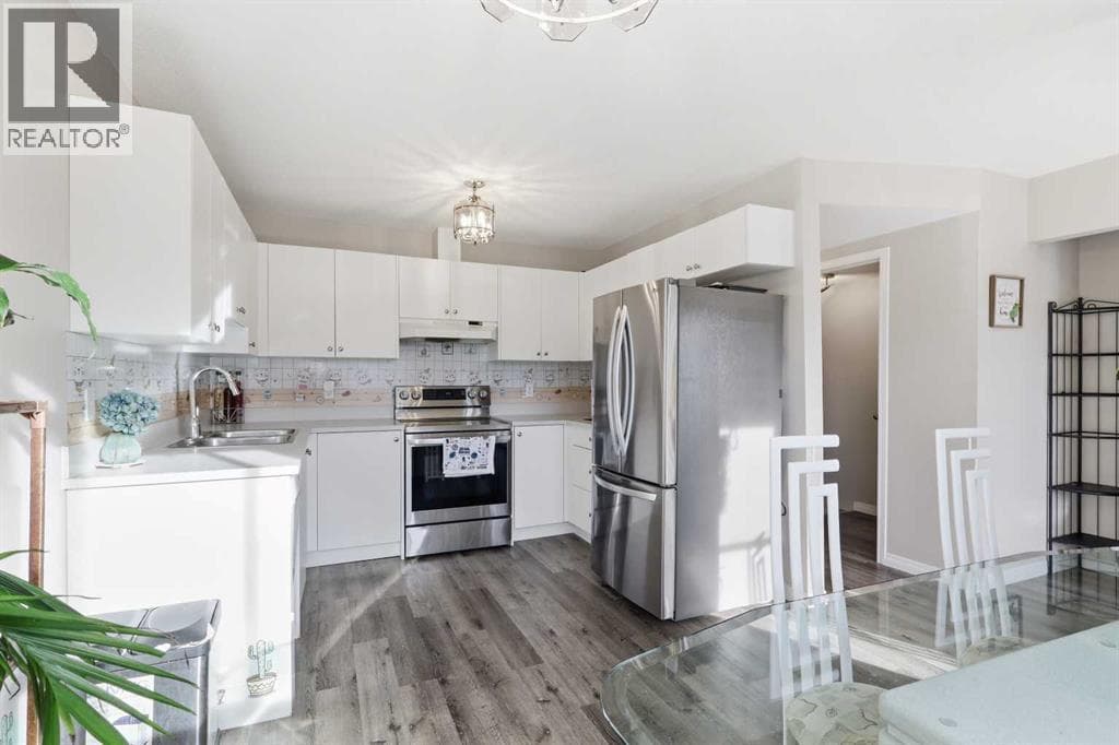 37, 6020 temple Drive NE — photo 3